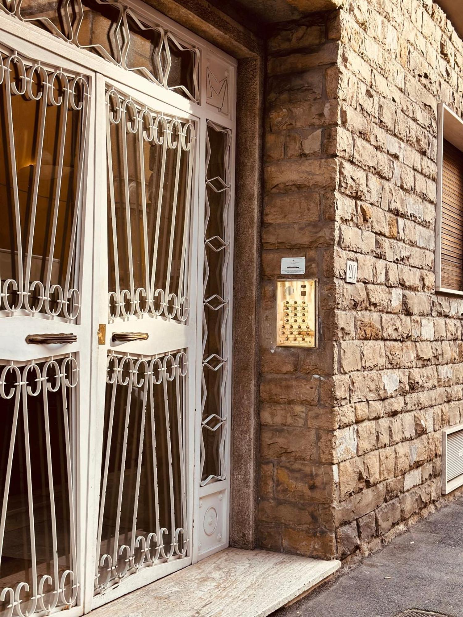 Casa Vacanze Civico 20 فلورنس المظهر الخارجي الصورة